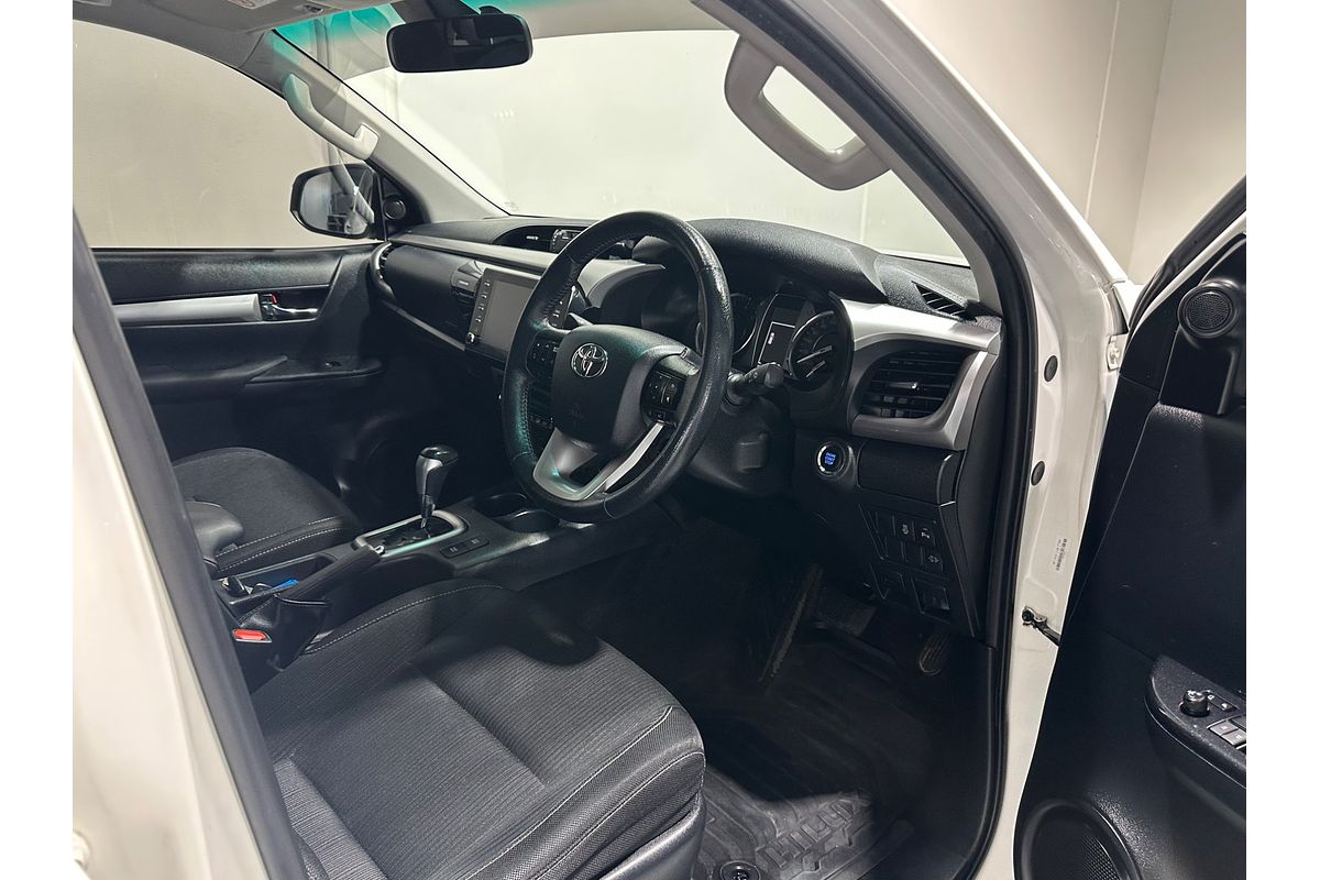 2020 Toyota Hilux SR5 GUN126R 4X4