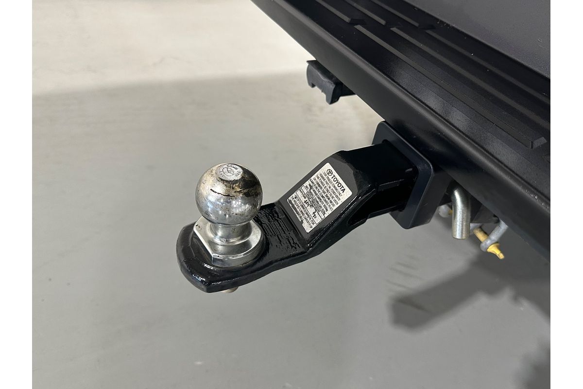 2020 Toyota Hilux SR5 GUN126R 4X4