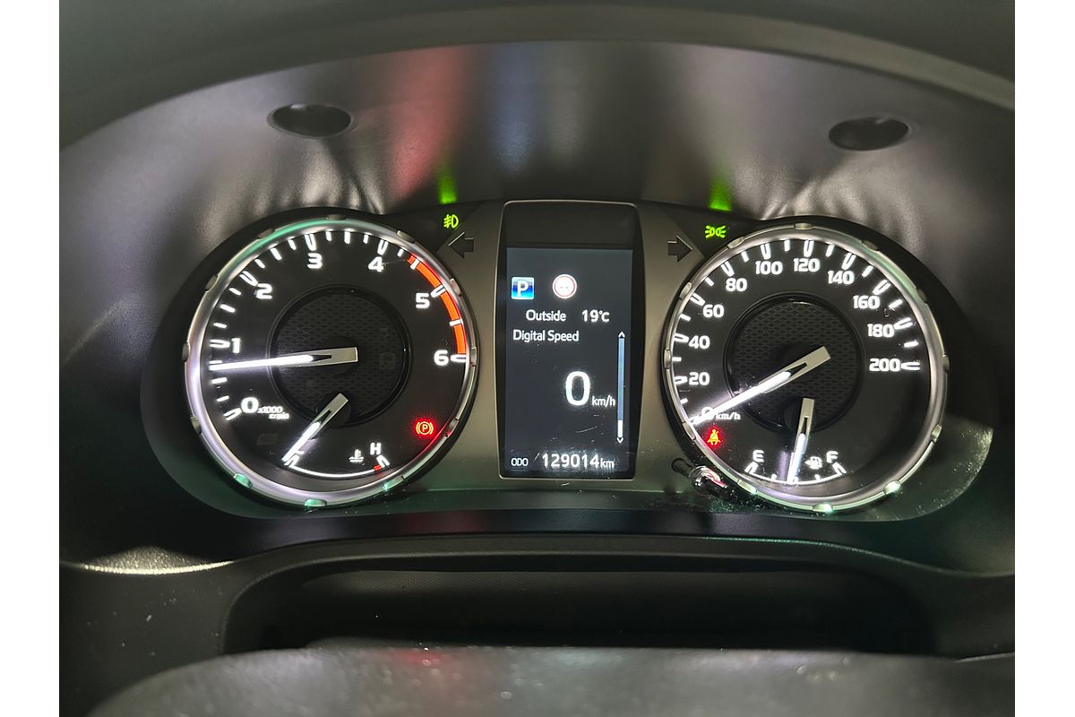 2020 Toyota Hilux SR5 GUN126R 4X4