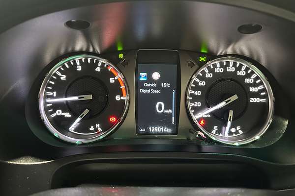 2020 Toyota Hilux SR5 GUN126R 4X4