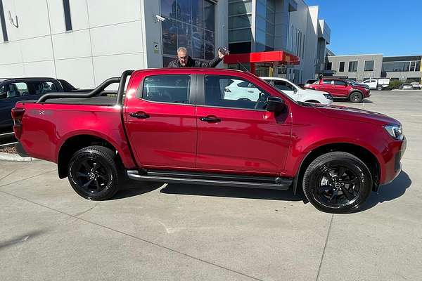 2025 Isuzu D-MAX X-RIDER 4X4