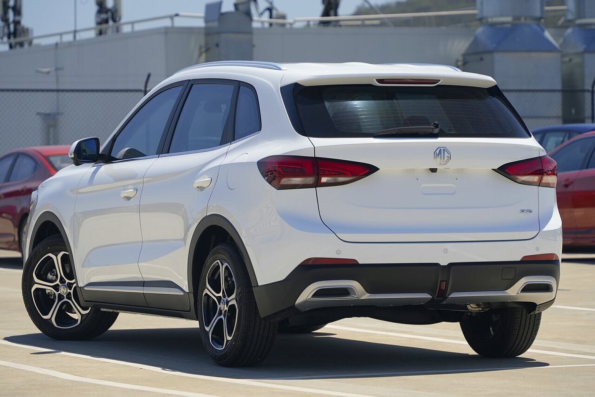 2025 MG ZS Essence ZS32