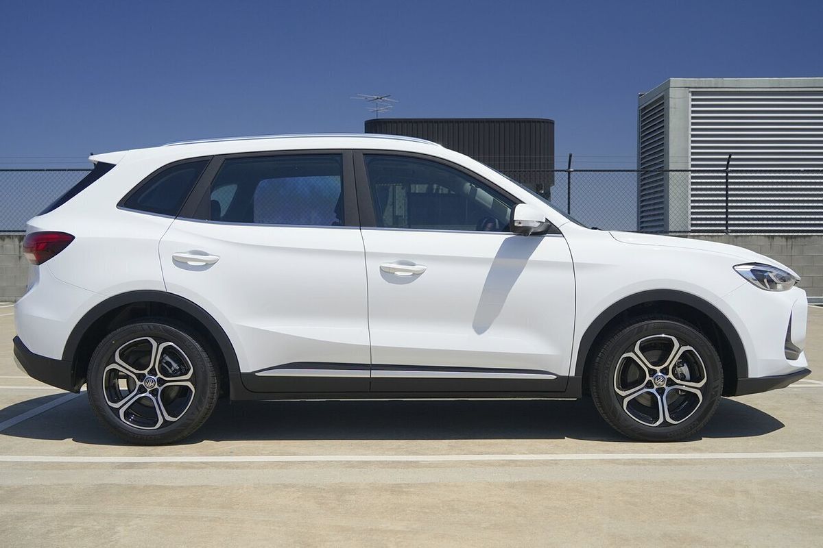 2025 MG ZS Essence ZS32
