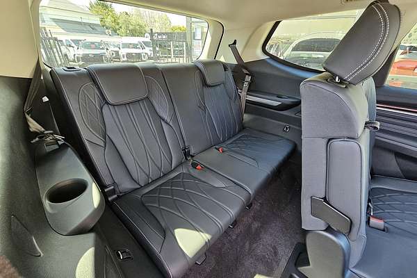 2025 LDV D90 Executive SV9A
