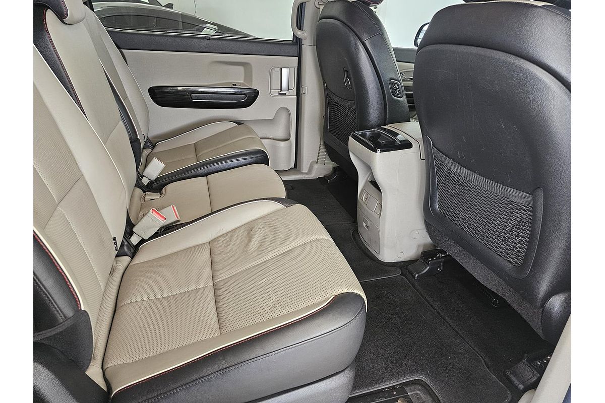 2019 Kia Carnival Platinum YP