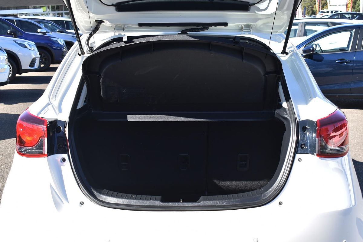 2023 Mazda 2 G15 Evolve DJ Series
