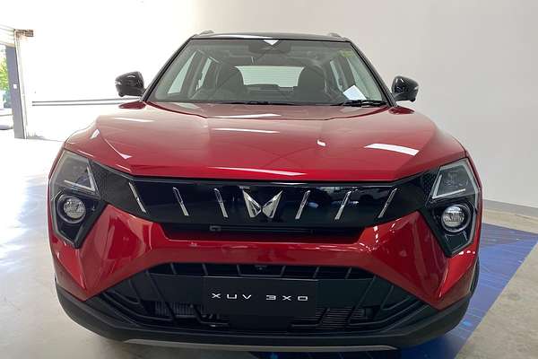 2025 Mahindra XUV3XO AX7L