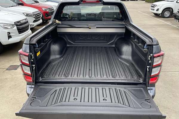 2025 Isuzu D-MAX X-TERRAIN 4X4