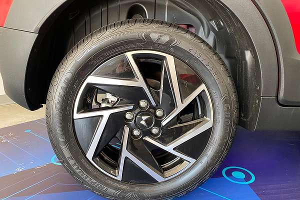 2025 Mahindra XUV3XO AX7L