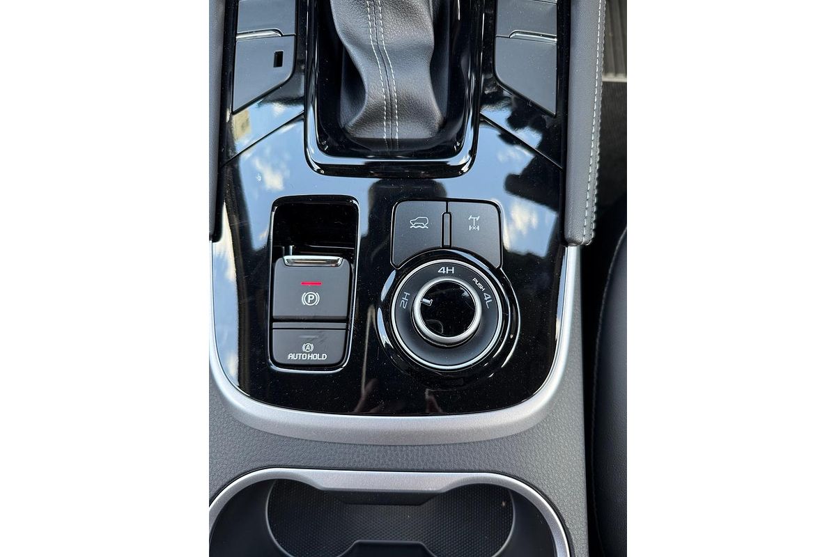 2025 Isuzu MU-X LS-T