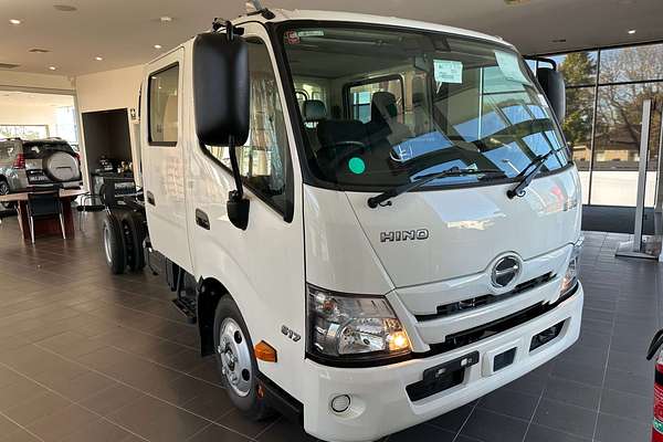 2024 Hino 300 Series 617 Crew 4x2 LWB
