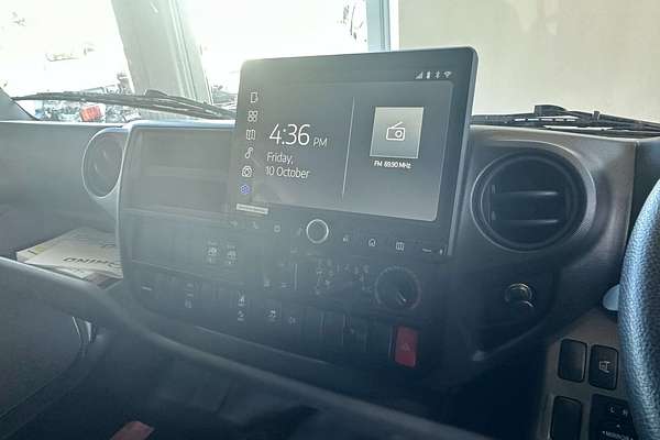 2024 Hino 300 Series 617 Crew 4x2 LWB