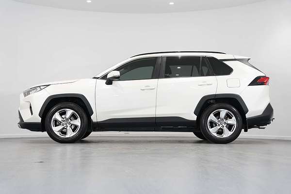 2020 Toyota RAV4 GXL MXAA52R