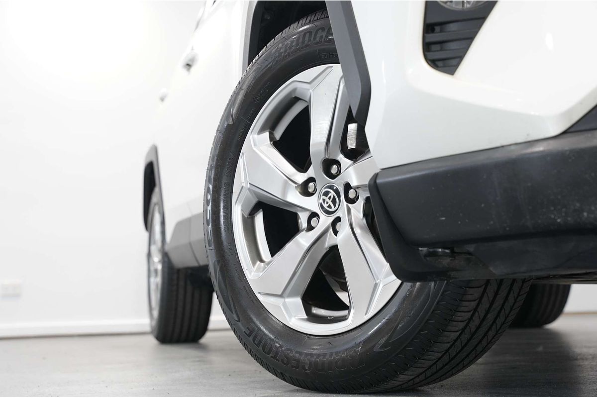 2020 Toyota RAV4 GXL MXAA52R