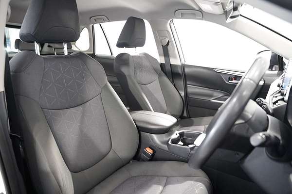 2020 Toyota RAV4 GXL MXAA52R