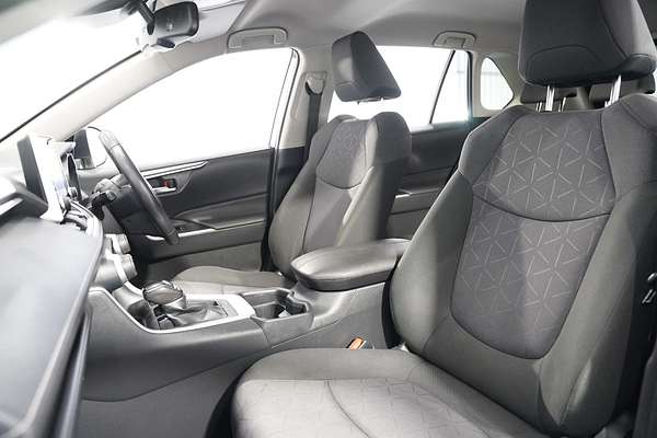2020 Toyota RAV4 GXL MXAA52R