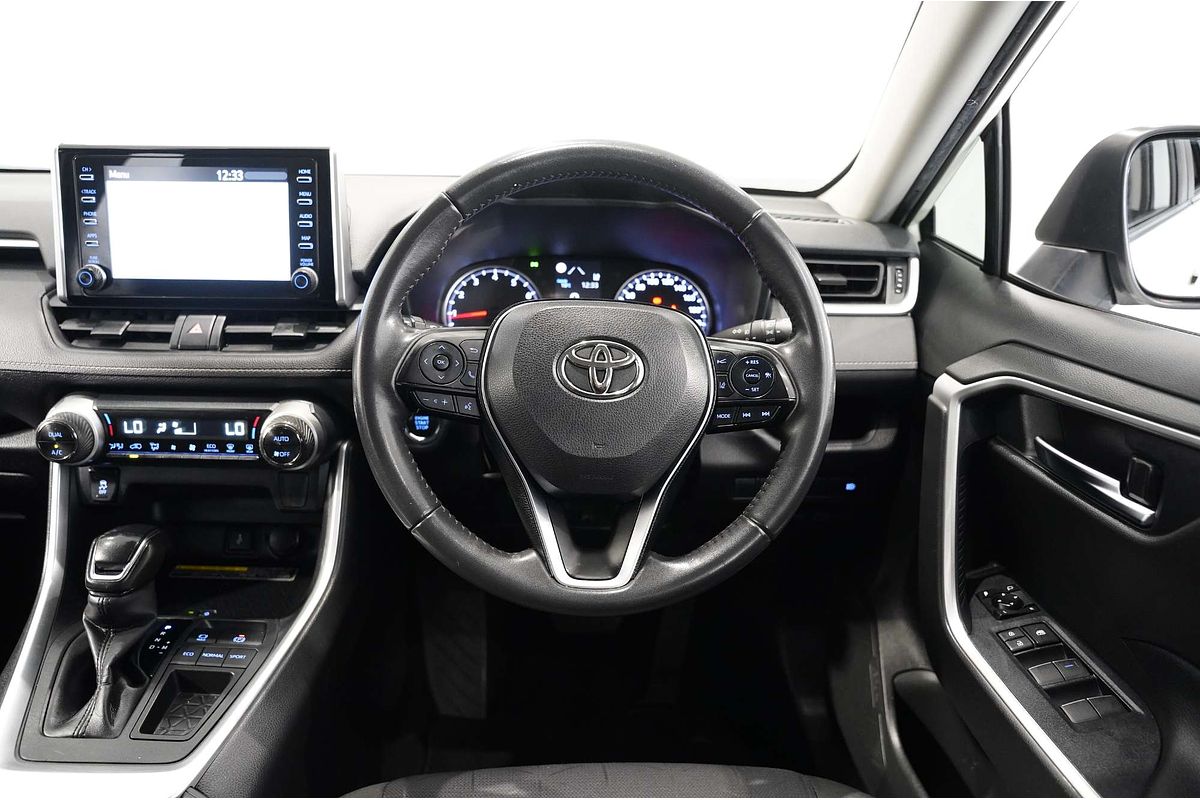 2020 Toyota RAV4 GXL MXAA52R