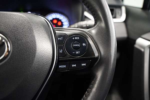 2020 Toyota RAV4 GXL MXAA52R