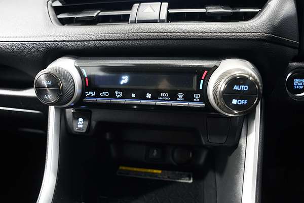 2020 Toyota RAV4 GXL MXAA52R