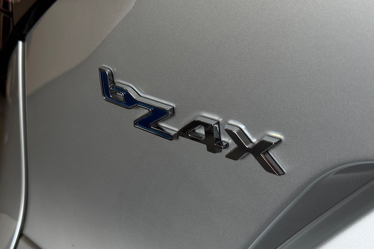 2023 Toyota bZ4X XEAM10R