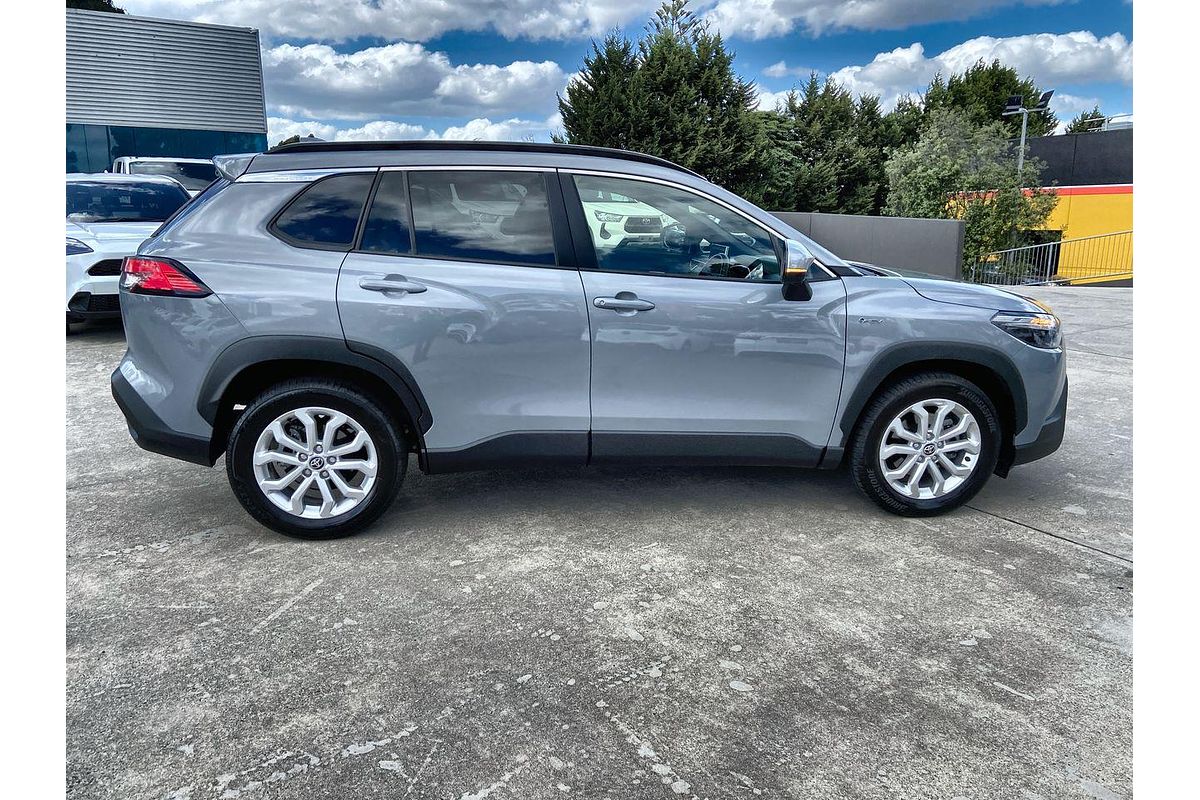 2024 Toyota Corolla Cross GXL MXGH10R