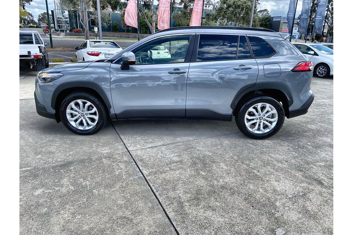 2024 Toyota Corolla Cross GXL MXGH10R