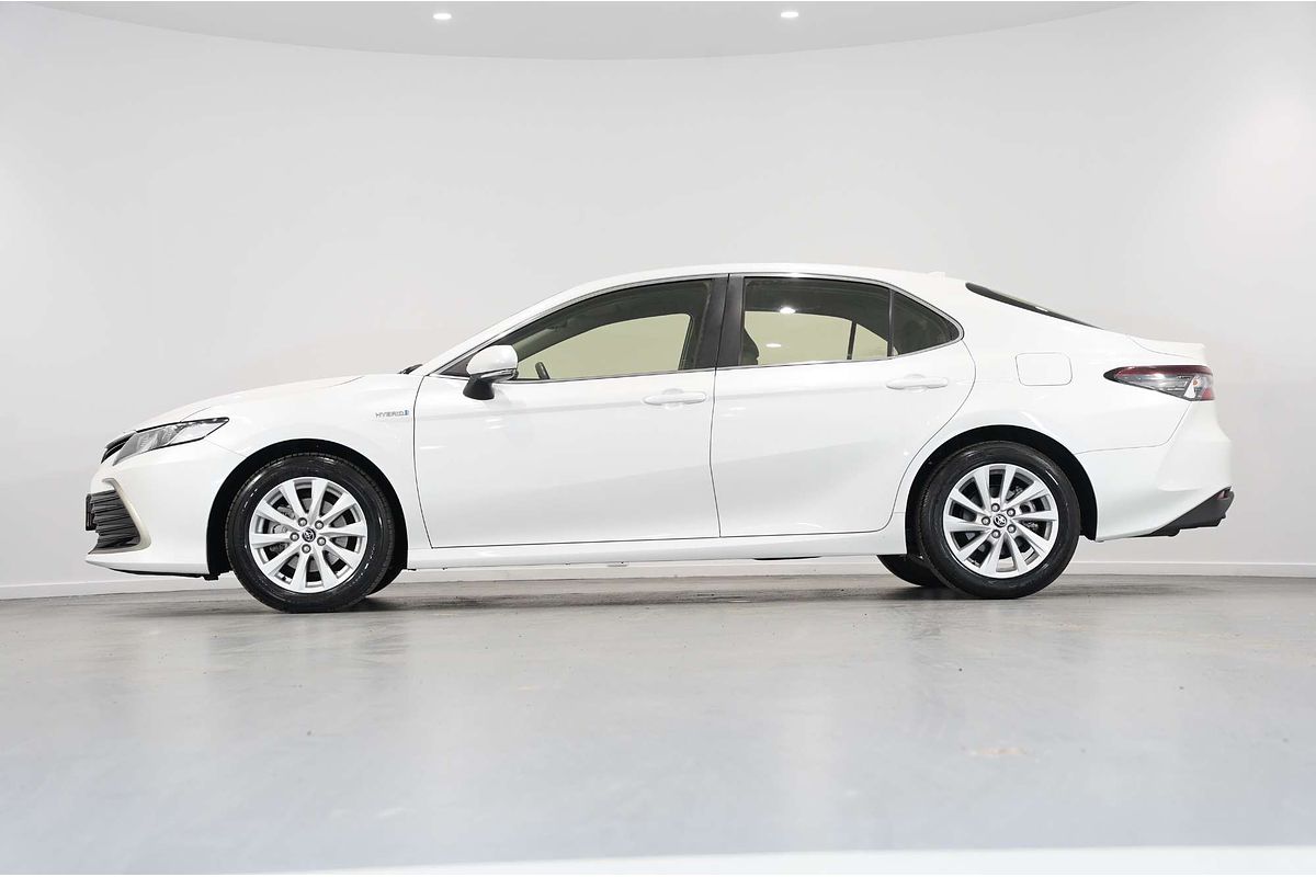2021 Toyota Camry Ascent AXVH70R