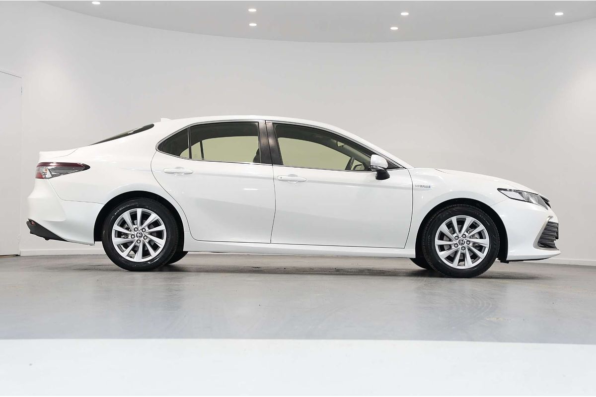 2021 Toyota Camry Ascent AXVH70R