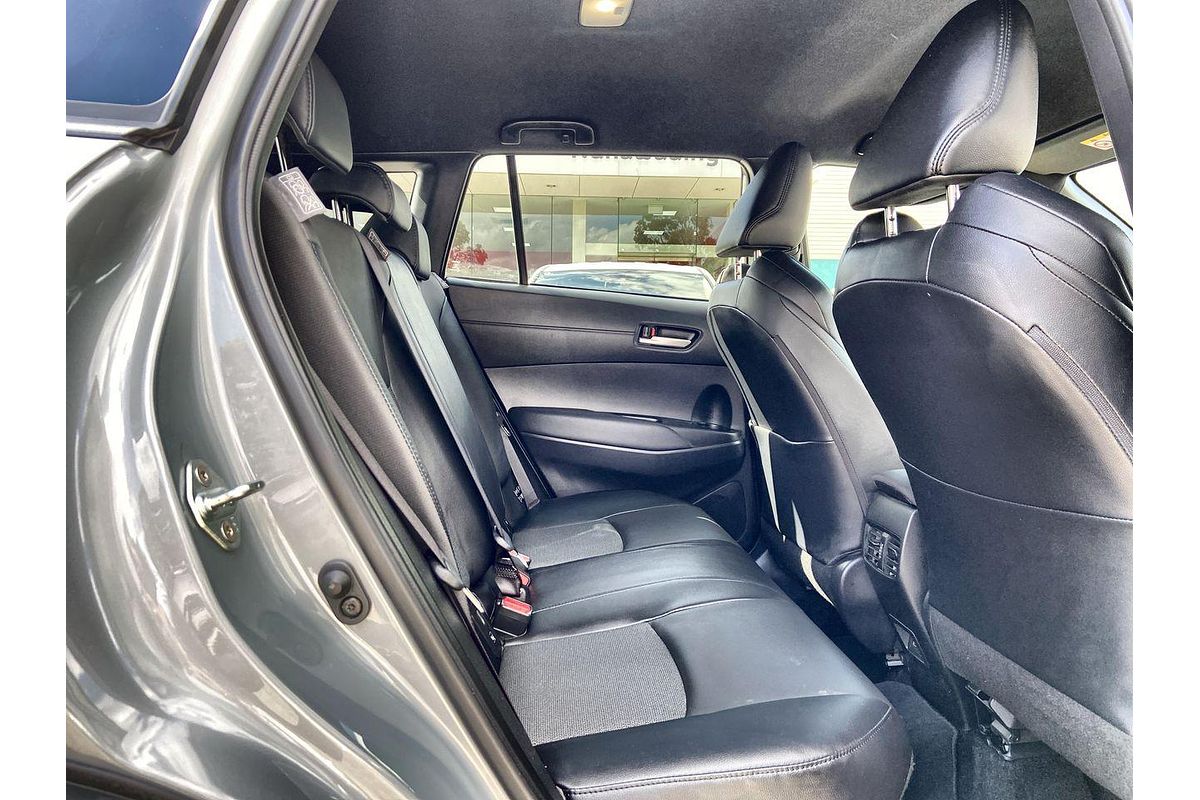2024 Toyota Corolla Cross GXL MXGH10R