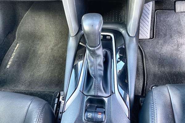 2024 Toyota Corolla Cross GXL MXGH10R