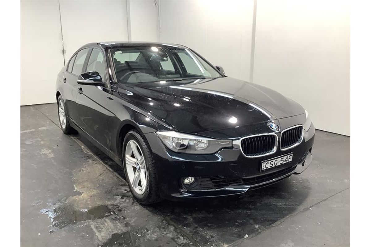 2014 BMW 3 Series 320i F30
