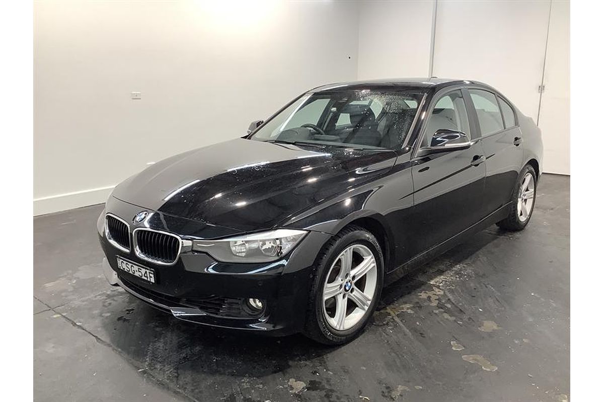 2014 BMW 3 Series 320i F30