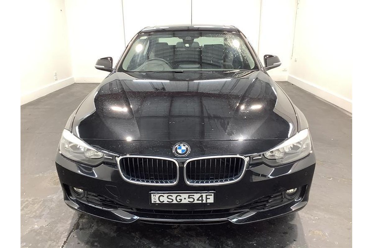 2014 BMW 3 Series 320i F30