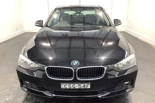 2014 BMW 3 Series 320i F30