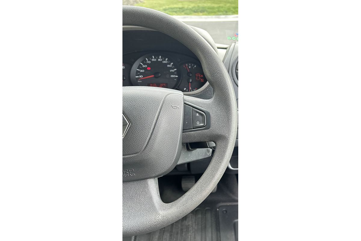 2018 Renault Master X62 LWB Mid Roof