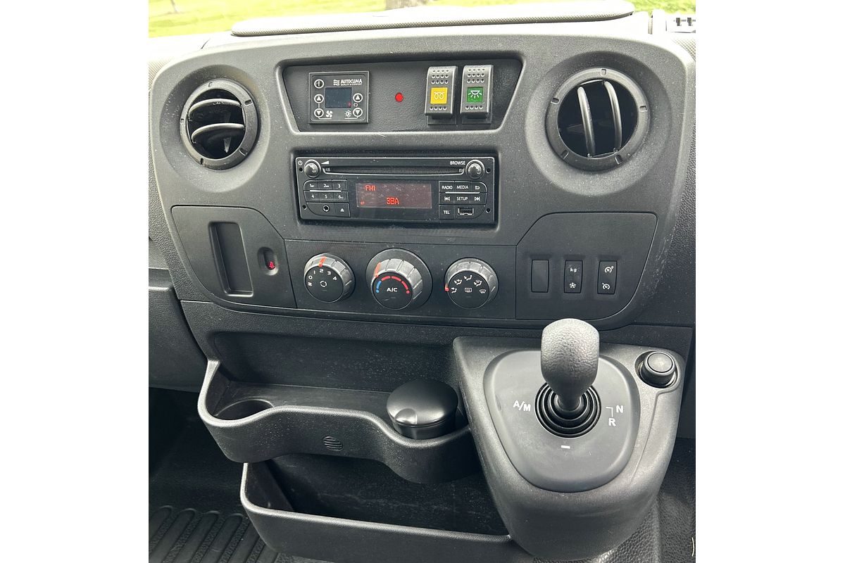 2018 Renault Master X62 LWB Mid Roof