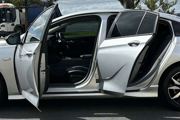 2018 Holden Commodore RS ZB