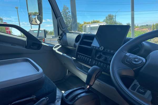 2025 Hino 300 Series