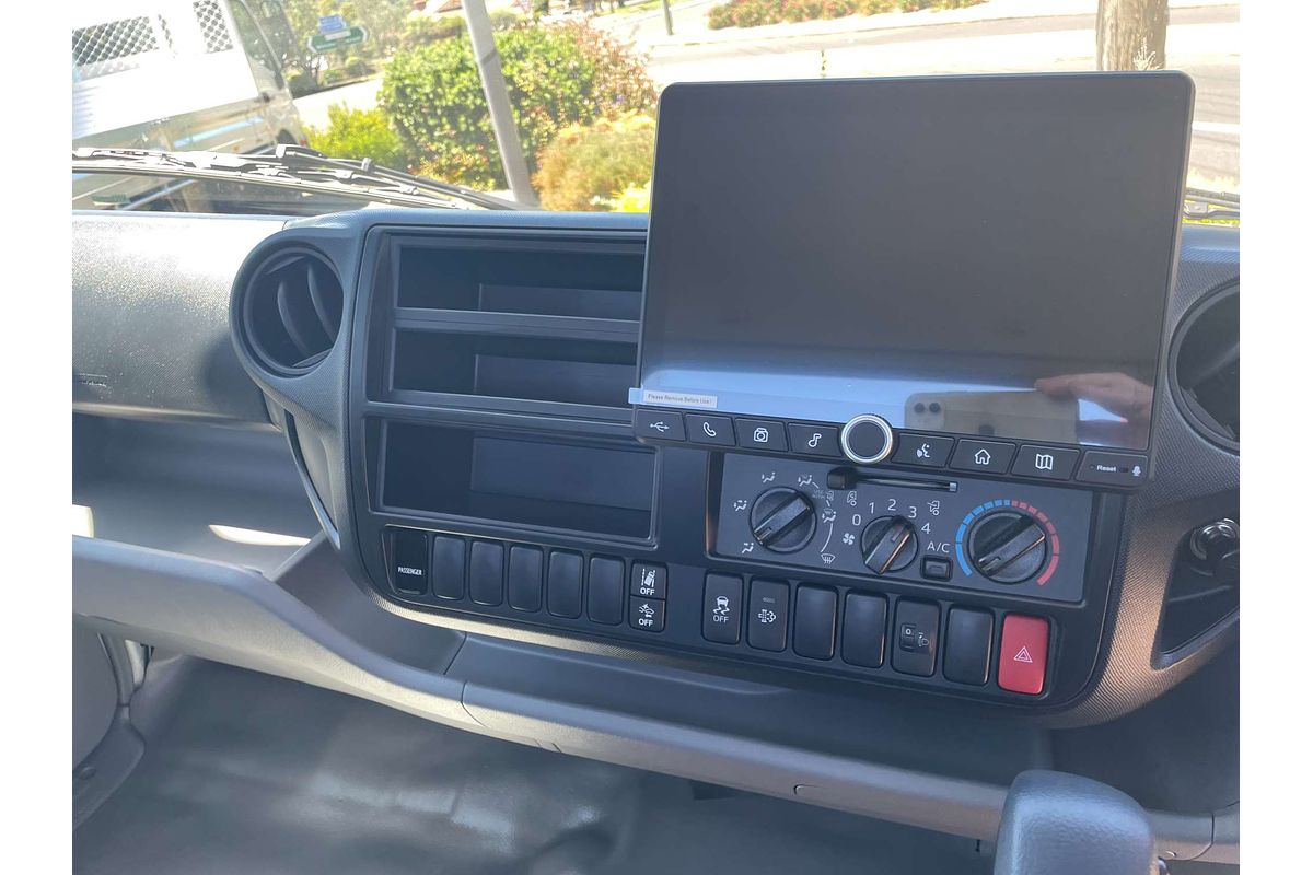 2025 Hino 300 Series