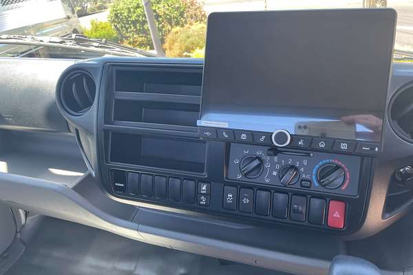 2025 Hino 300 Series