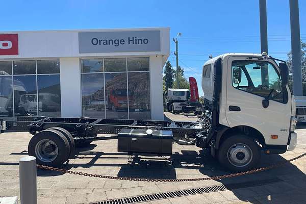 2025 Hino 300 Series