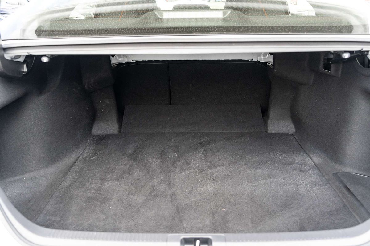 2022 Toyota Camry Ascent AXVH70R