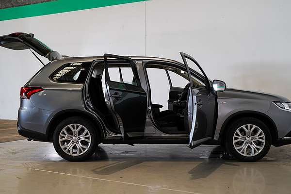 2021 Mitsubishi Outlander ES ZL