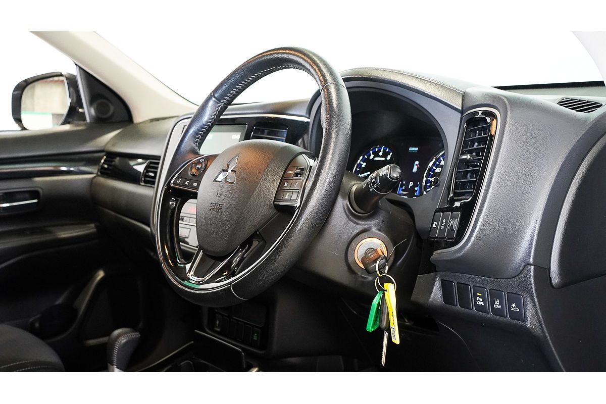 2021 Mitsubishi Outlander ES ZL