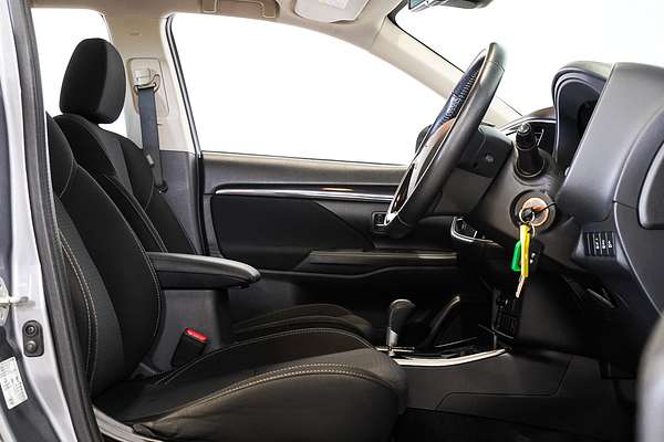2021 Mitsubishi Outlander ES ZL