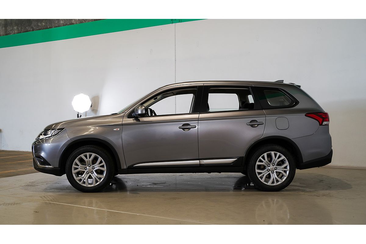2021 Mitsubishi Outlander ES ZL
