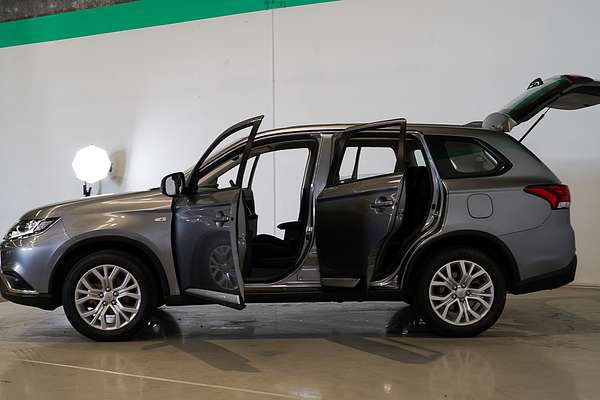 2021 Mitsubishi Outlander ES ZL