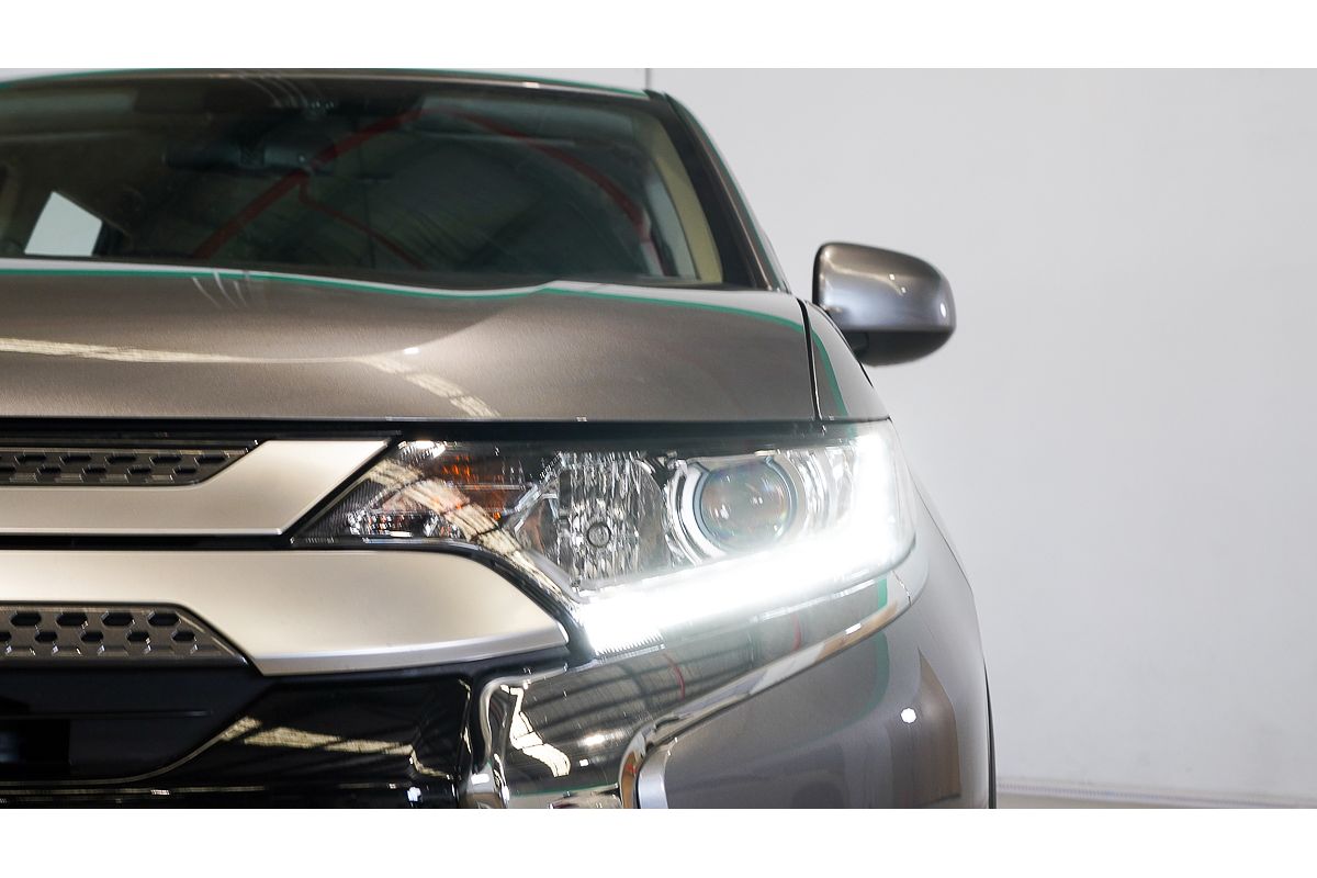 2021 Mitsubishi Outlander ES ZL