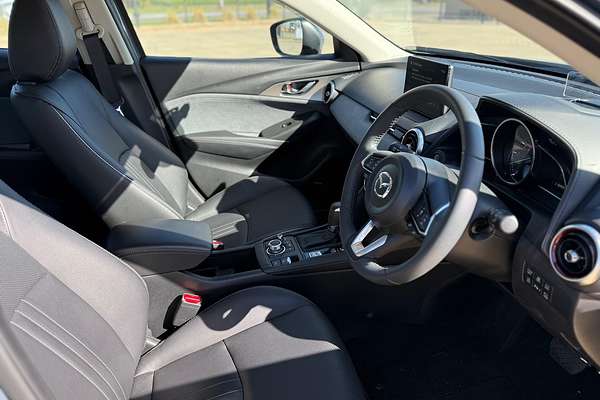 2024 Mazda CX-3 G20 Akari DK
