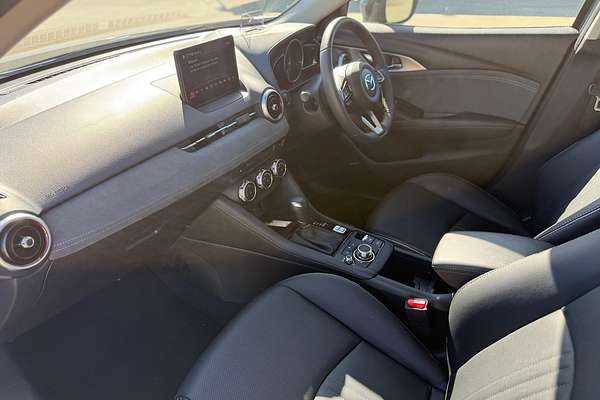 2024 Mazda CX-3 G20 Akari DK